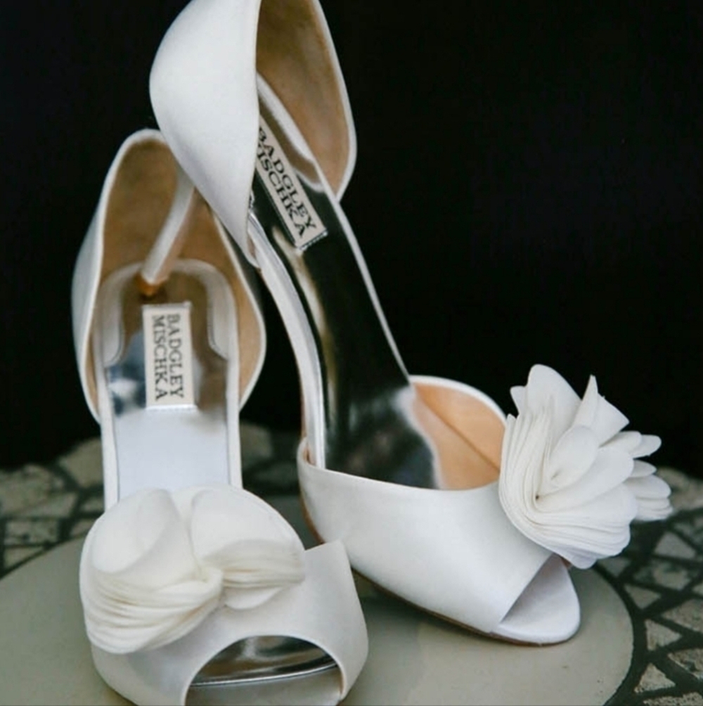 Badgley Mischka Womens Heels Sandals shoes sz 8.5